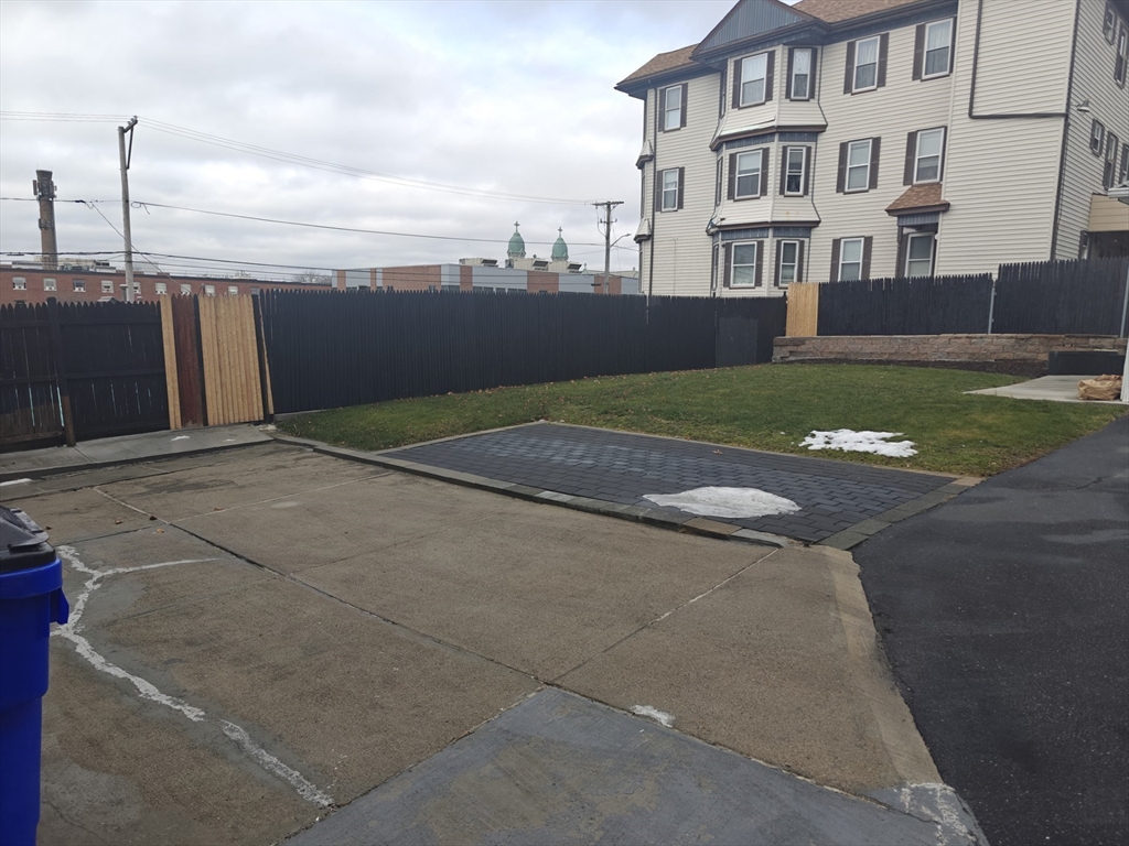 452 Osborn Street, Unit 3 Fall River, MA 02724 - Photo 5 of 20