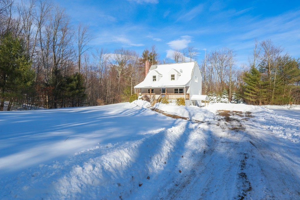 390 Coldbrook Road Oakham, MA 01068 - Photo 2 of 28