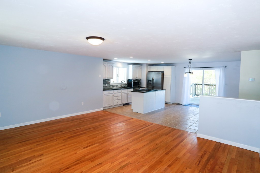 390 Coldbrook Road Oakham, MA 01068 - Photo 9 of 28