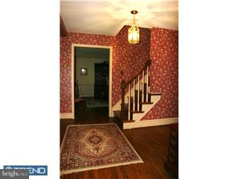 708 Brooke Road Exton, PA 19341 - Photo 2 of 12 Foyer