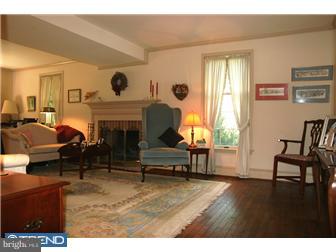 708 Brooke Road Exton, PA 19341 - Photo 3 of 12 Living Room