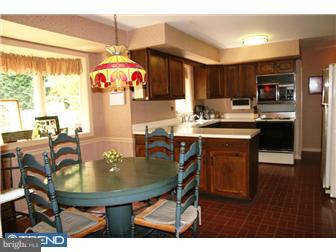 708 Brooke Road Exton, PA 19341 - Photo 4 of 12 Kitchen