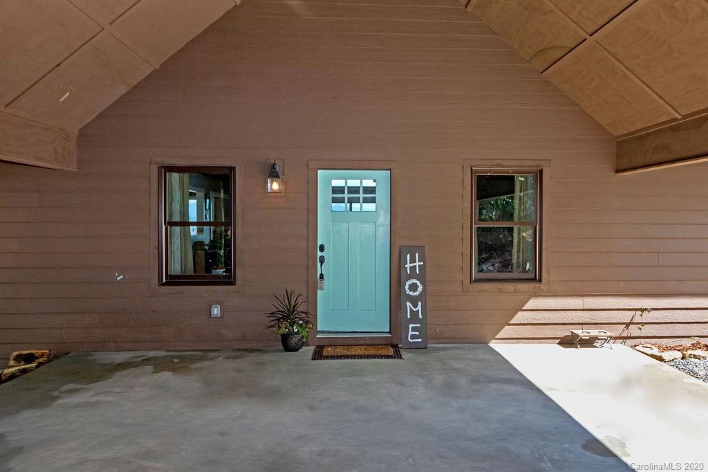 370 Ben Nevis Road Brevard, NC 28712 - Photo 3 of 41 Gallery Image 3