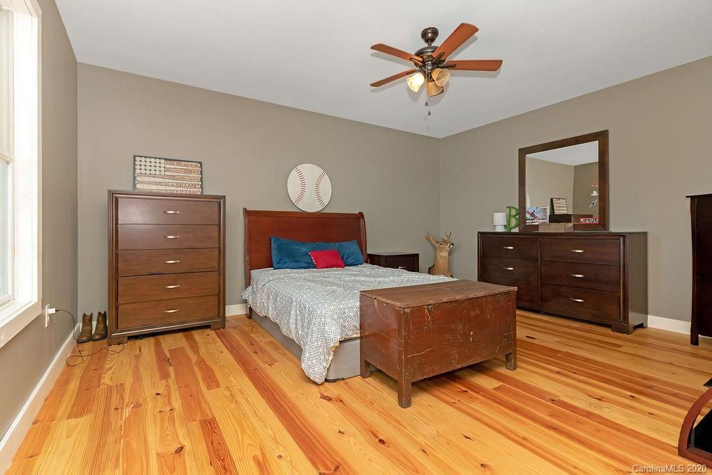 370 Ben Nevis Road Brevard, NC 28712 - Photo 32 of 41 Gallery Image 32