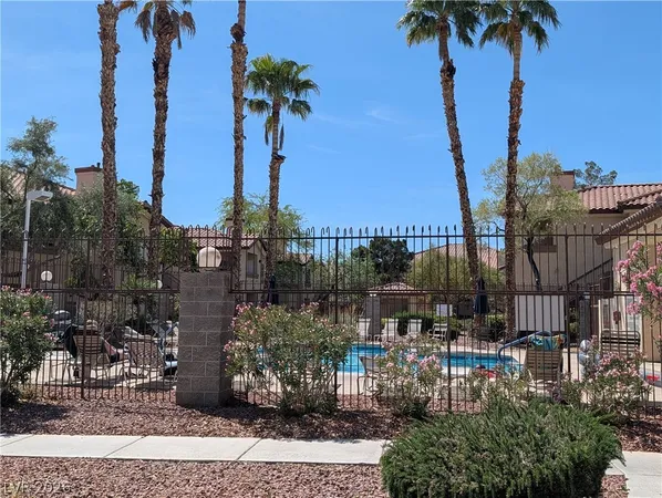 $1,335 | 8501 West University Avenue, Unit 1071, Las Vegas, NV 89147