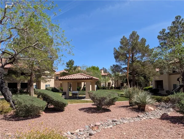 $1,335 | 8501 West University Avenue, Unit 1071, Las Vegas, NV 89147