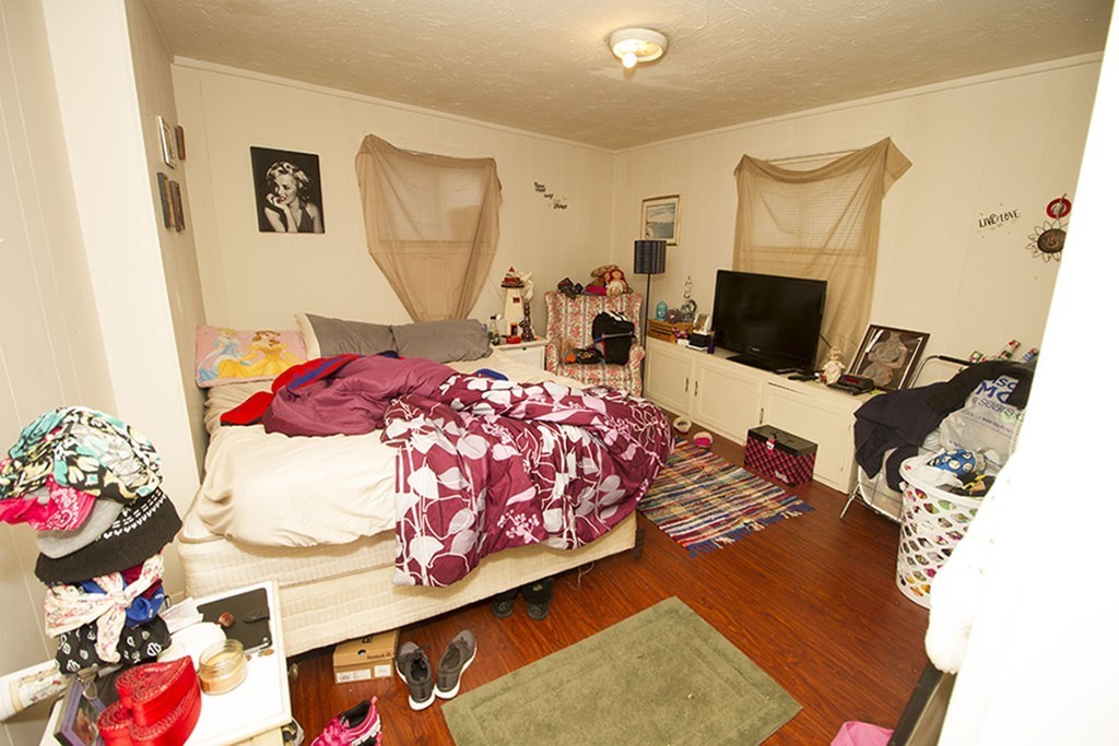 772 New Boston Road Fall River, MA 02720 - Photo 11 of 26 Gallery Image 11
