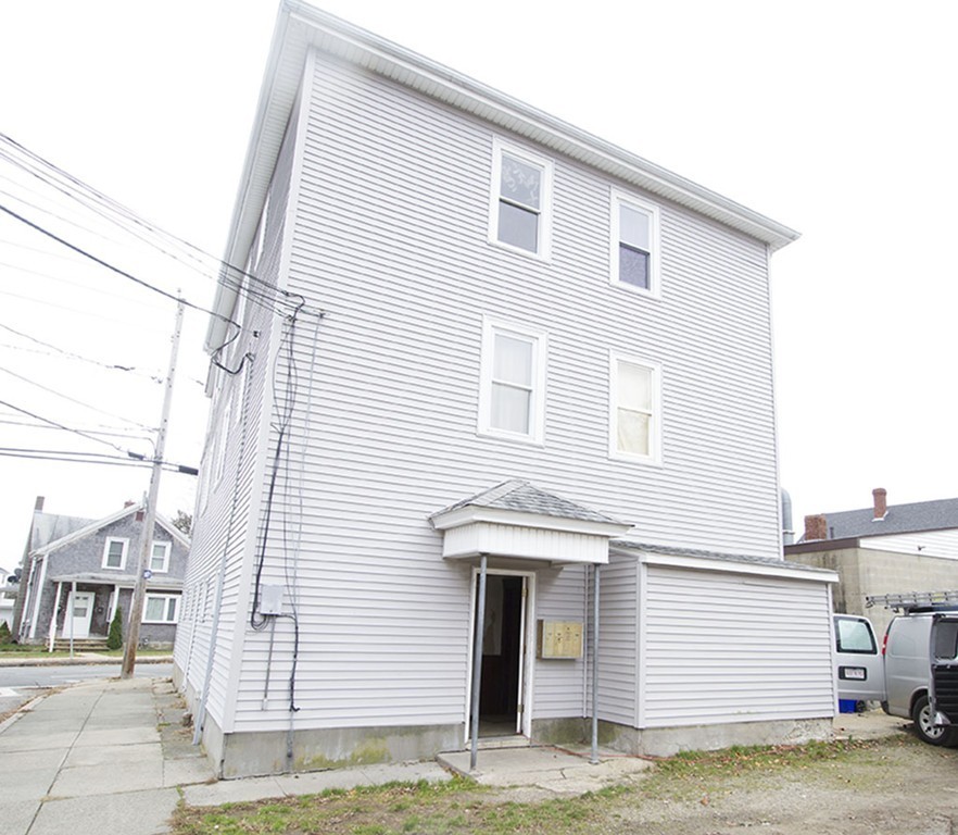 772 New Boston Road Fall River, MA 02720 - Photo 5 of 26 Gallery Image 5