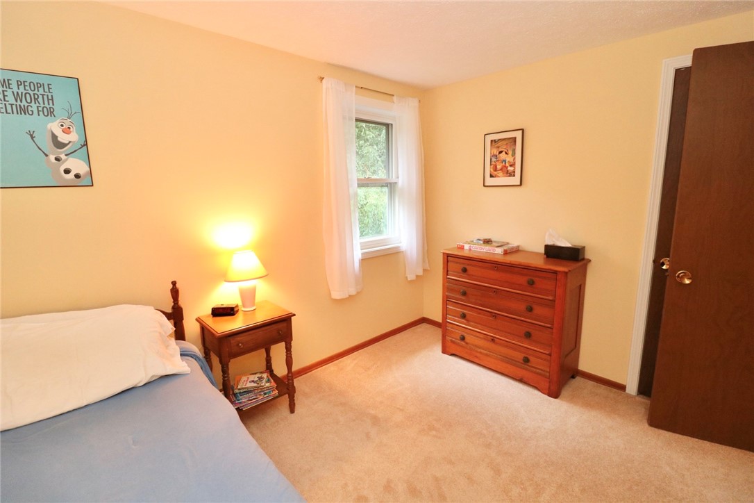 1096 Everwild View Webster, NY 14580 - Photo 25 of 46