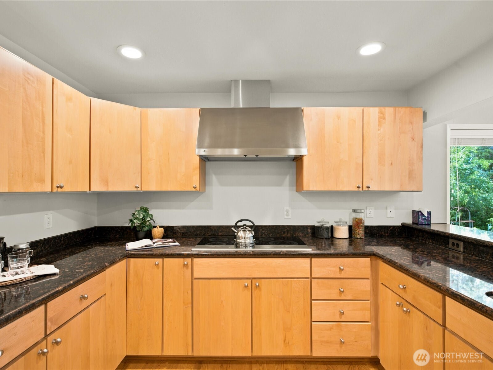 10222 Northeast 198th Street Bothell, WA 98011 - Photo 14 of 40