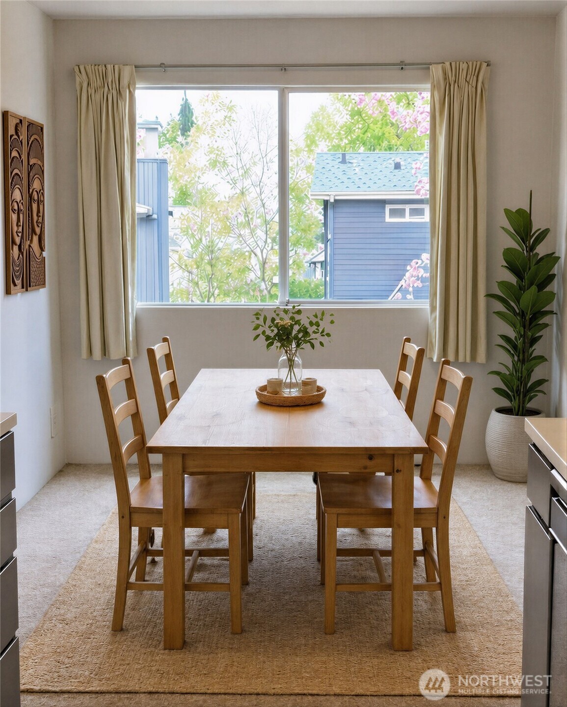 8848 Interlake Avenue North Seattle, WA 98103 - Photo 24 of 32