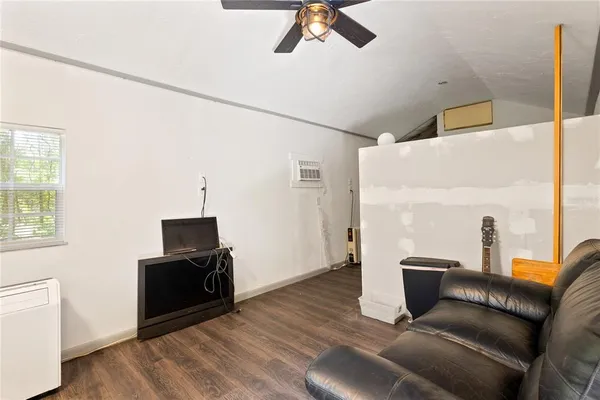 $574,999 | 8530 Northeast 160th Avenue, Williston, FL 32696