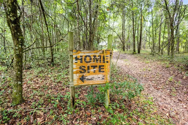 $585,000 | 8530 Northeast 160th Avenue, Williston, FL 32696