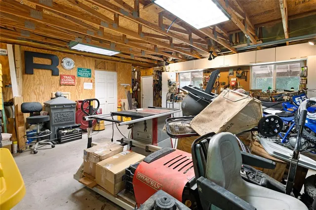 $585,000 | 8530 Northeast 160th Avenue, Williston, FL 32696