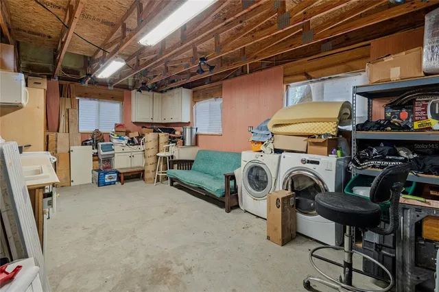 $585,000 | 8530 Northeast 160th Avenue, Williston, FL 32696