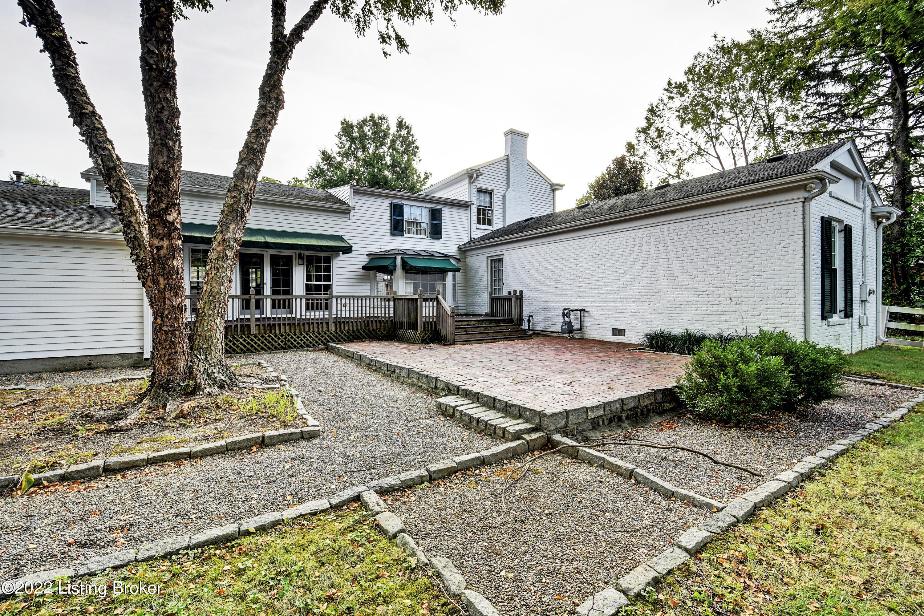 308 Old Farm Road Louisville, KY 40207 - Photo 4 of 51 _DSC2083_4_5_6_7