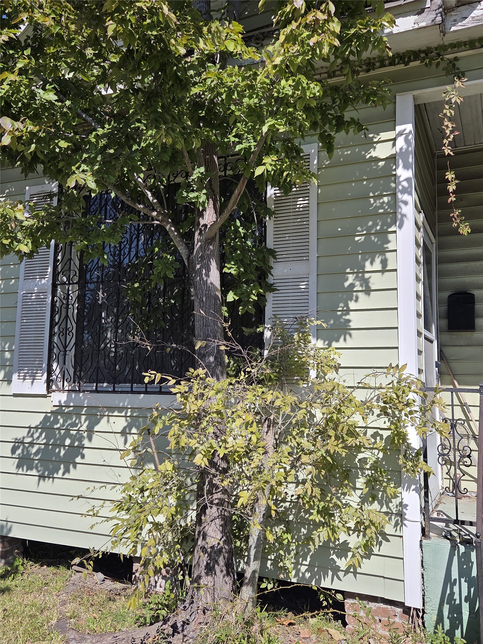 7933 Goode Street Houston, TX 77012 - Photo 4 of 8