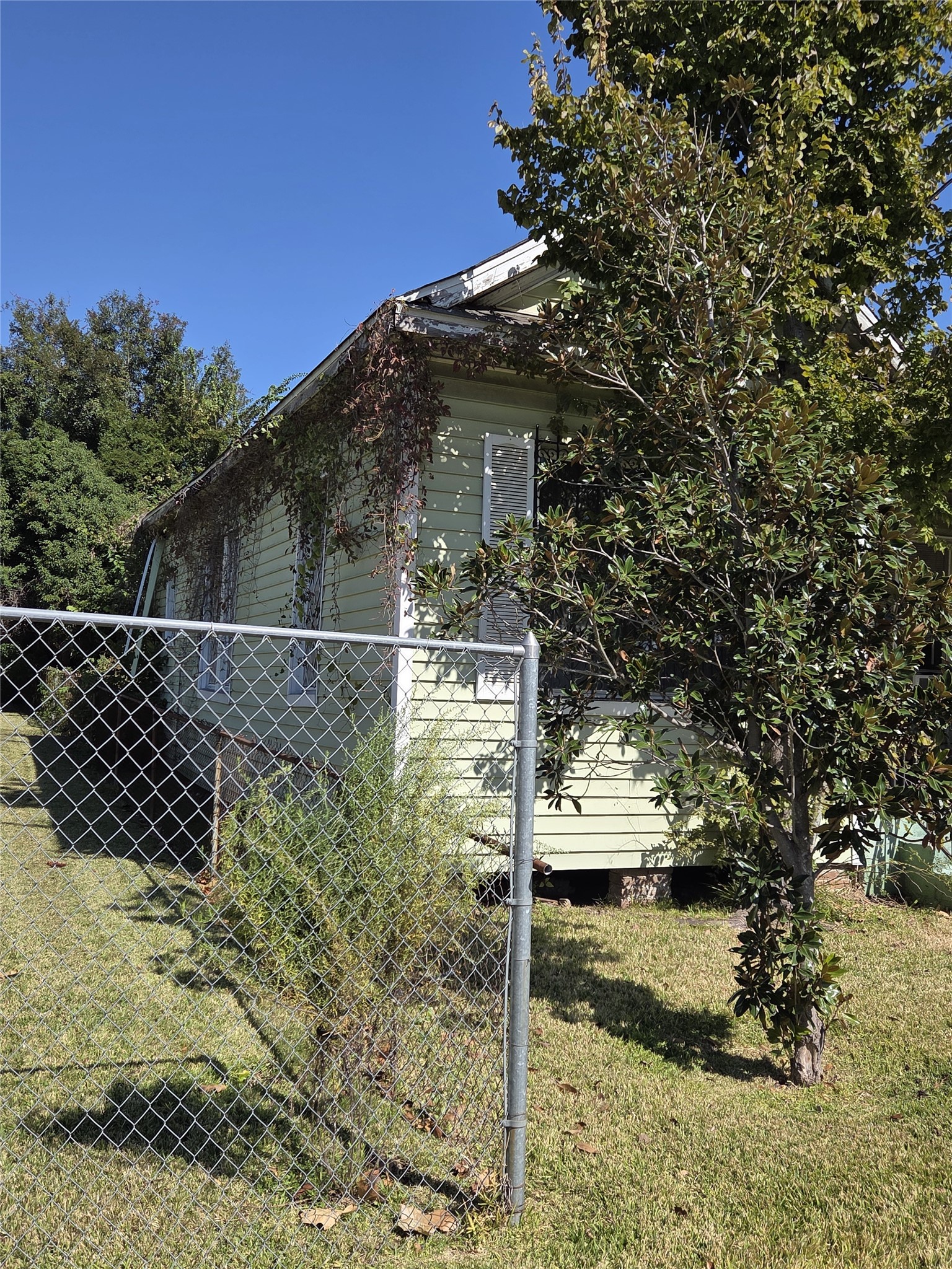 7933 Goode Street Houston, TX 77012 - Photo 5 of 8