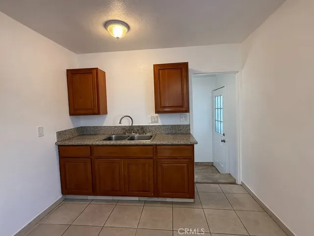 $2,650 | 6123 Pala Avenue, Maywood, CA 90270