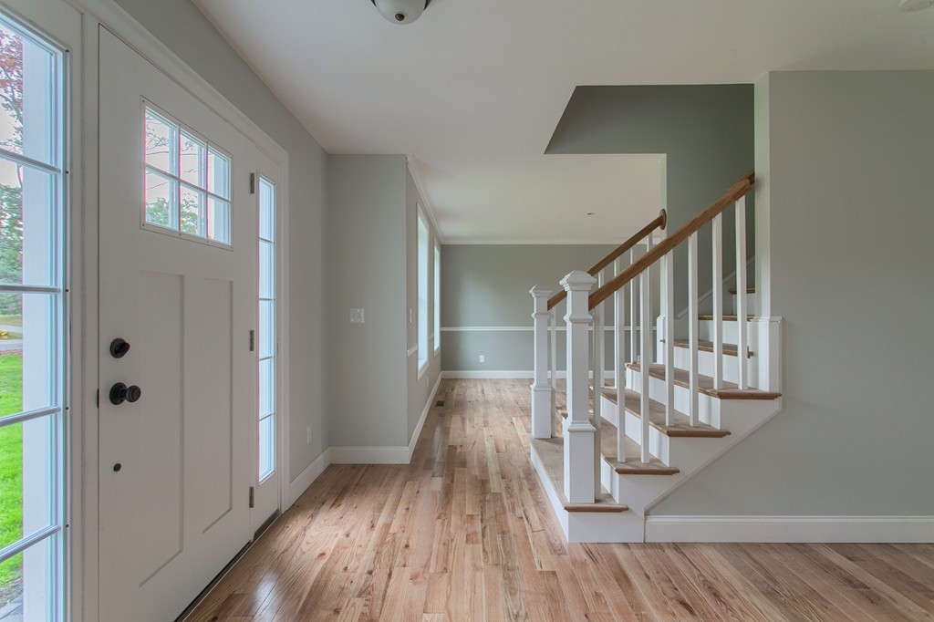 170 Greenwood Road Andover, MA 01810 - Photo 3 of 29 Gallery Image 3