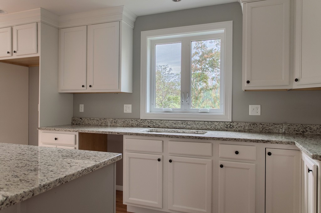 170 Greenwood Road Andover, MA 01810 - Photo 6 of 29 Gallery Image 6