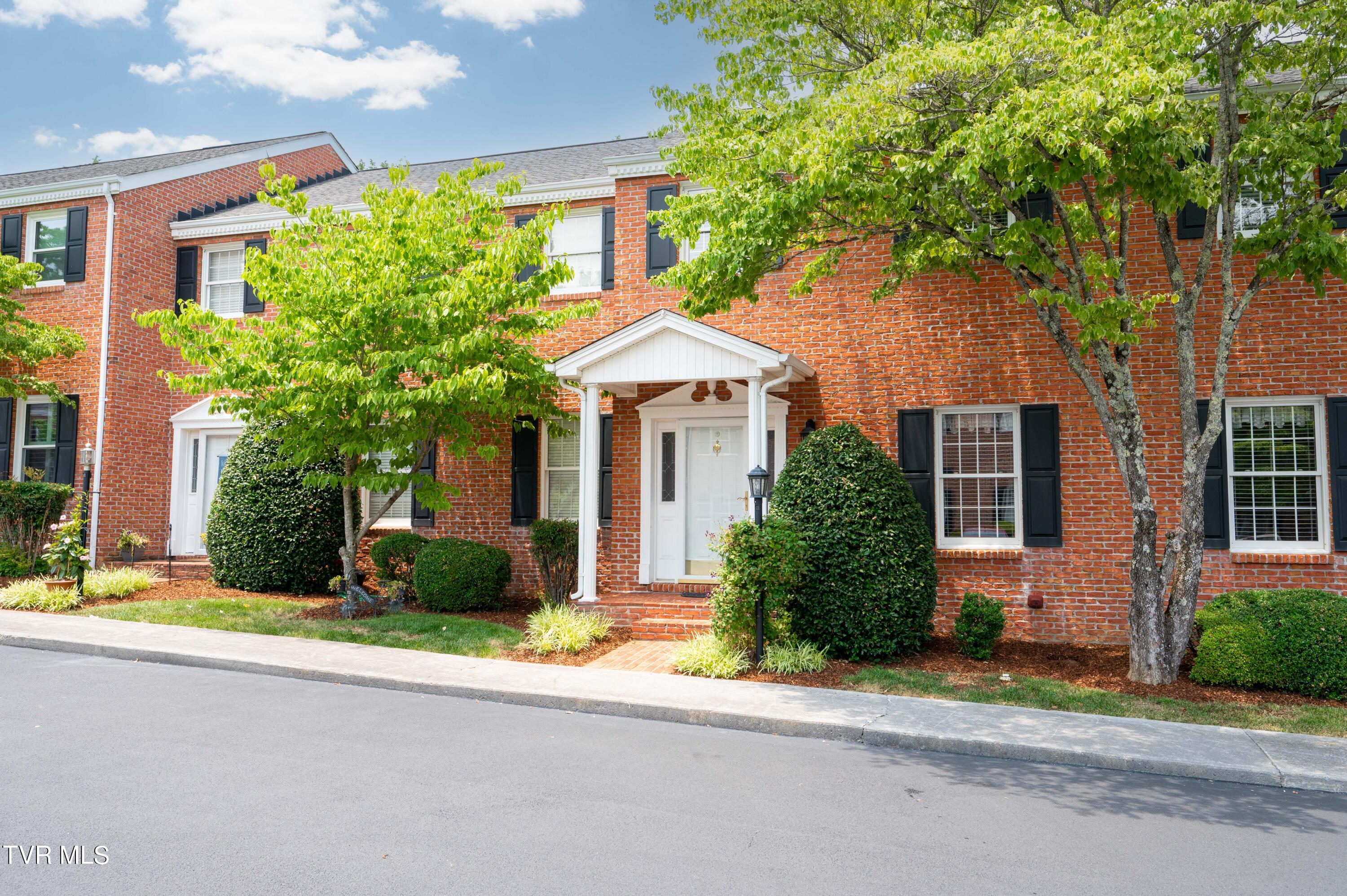 2734 East Oakland Ave Unit 29  