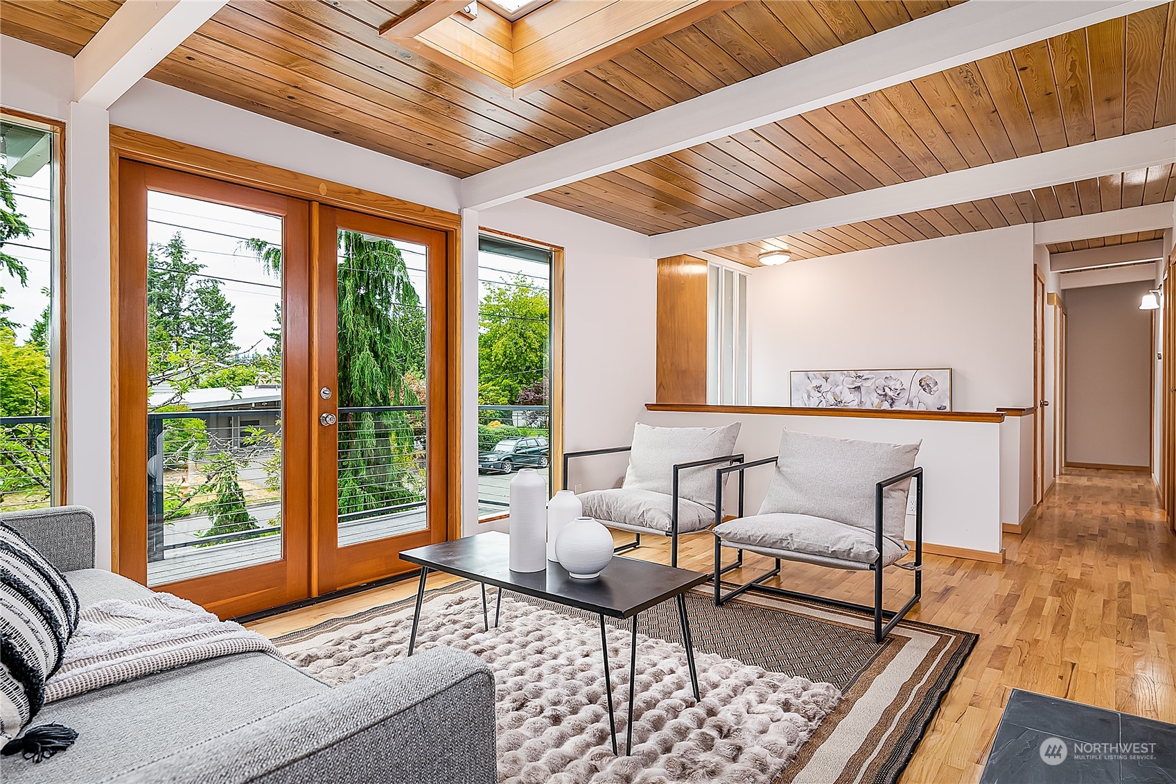 640 13th Way Southwest Edmonds, WA 98020 - Photo 5 of 40 Gallery Image 5