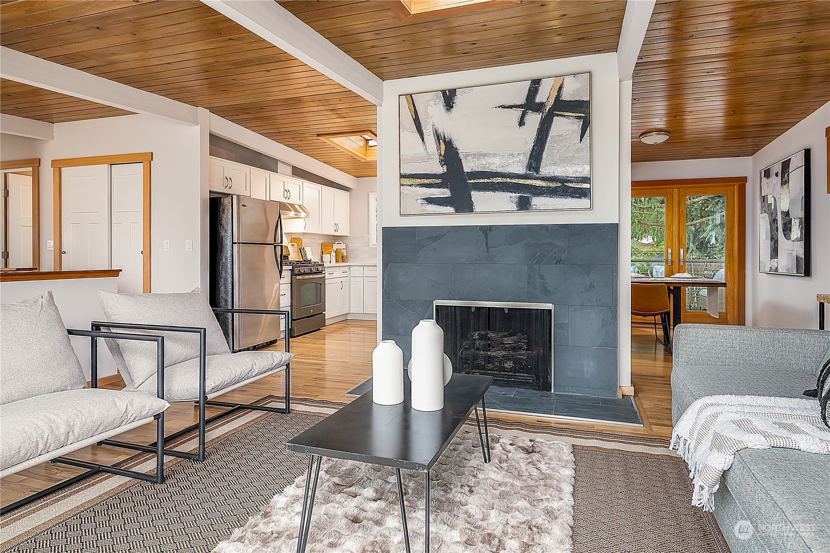 640 13th Way Southwest Edmonds, WA 98020 - Photo 6 of 40 Gallery Image 6