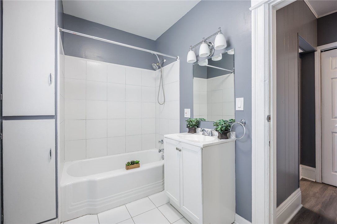 174 Gardiner Avenue Rochester, NY 14611 - Photo 18 of 24