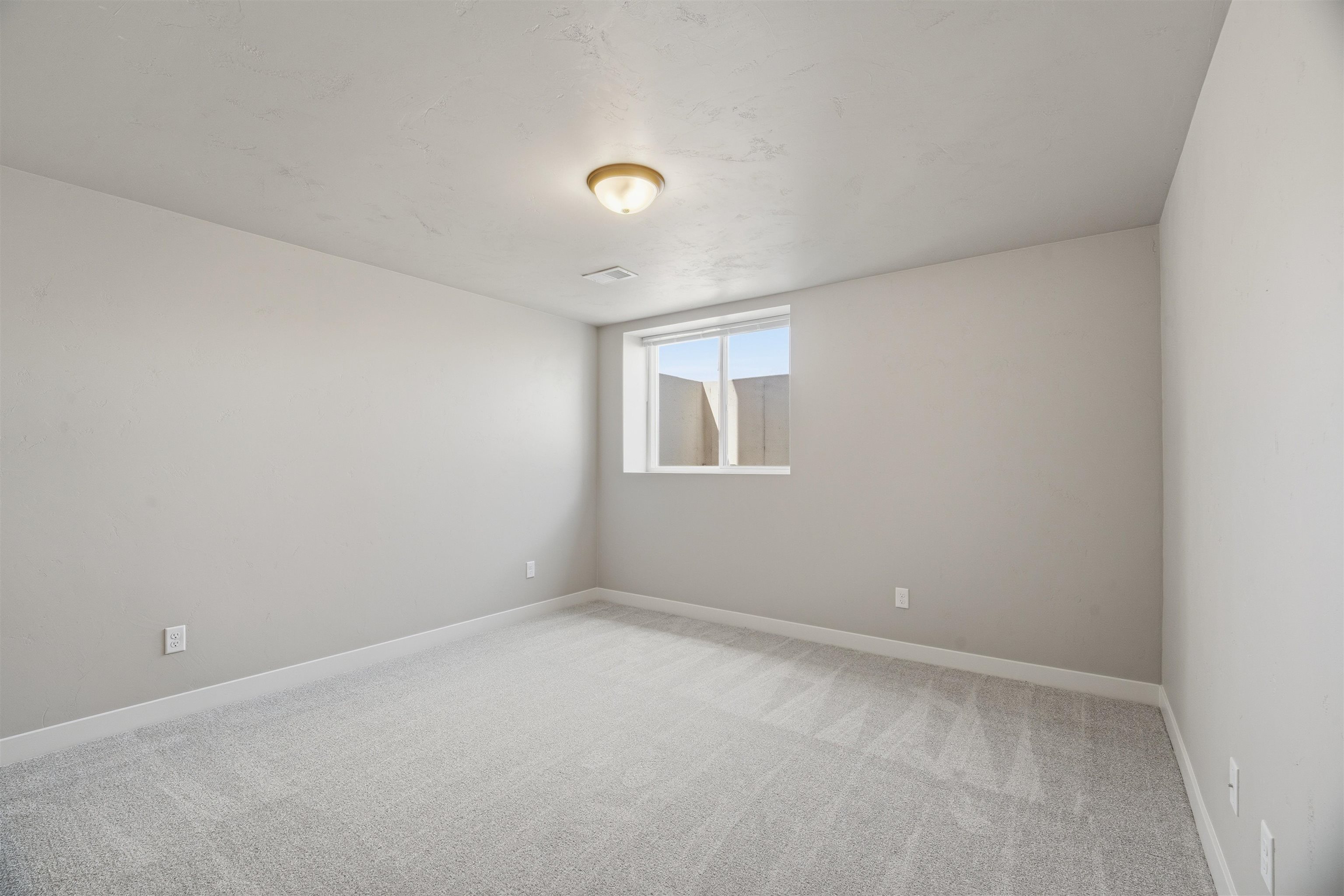 5749 Sequoia Drive Appleton, WI 54913 - Photo 24 of 35