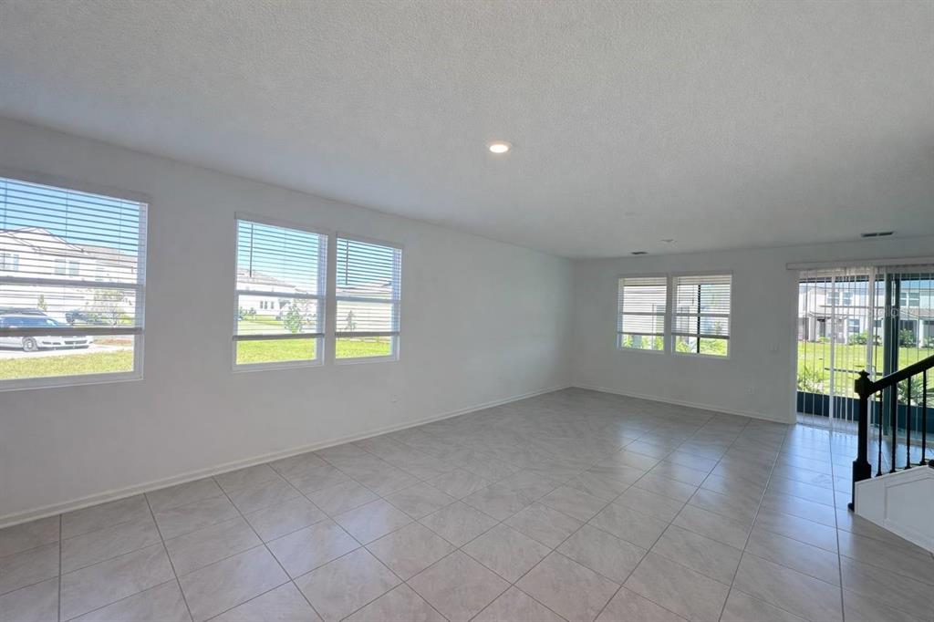 470 Redbud Road Palm Coast, FL 32137 - Photo 8 of 12