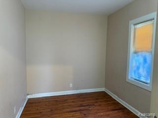 3992 Dallas Avenue Warren, MI 48091 - Photo 12 of 17