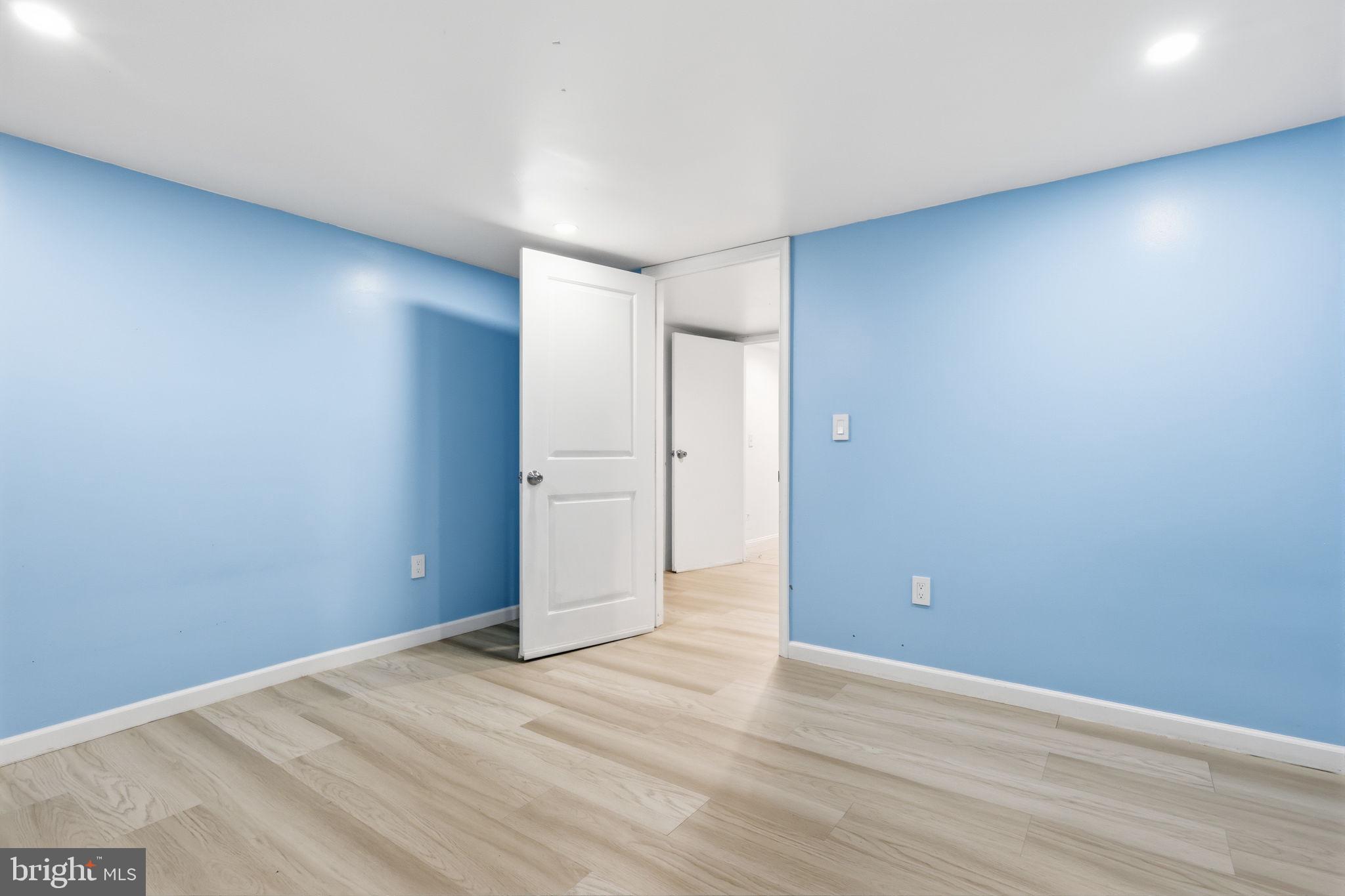 3811 Salina Road Philadelphia, PA 19154 - Photo 27 of 48 Bright and airy blue room awaits you.
