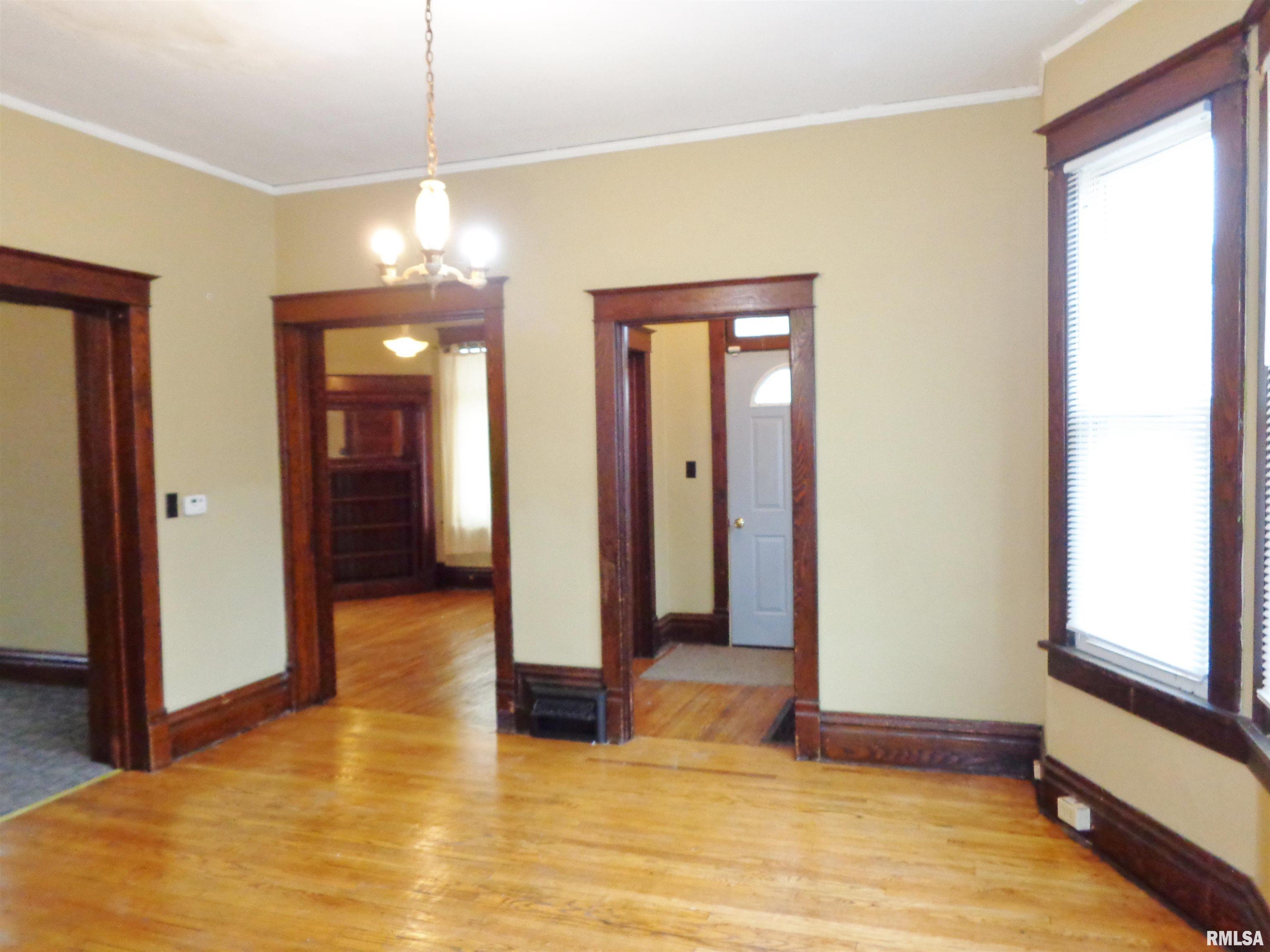 506 Wayne Street Peoria, IL 61603 - Photo 11 of 22