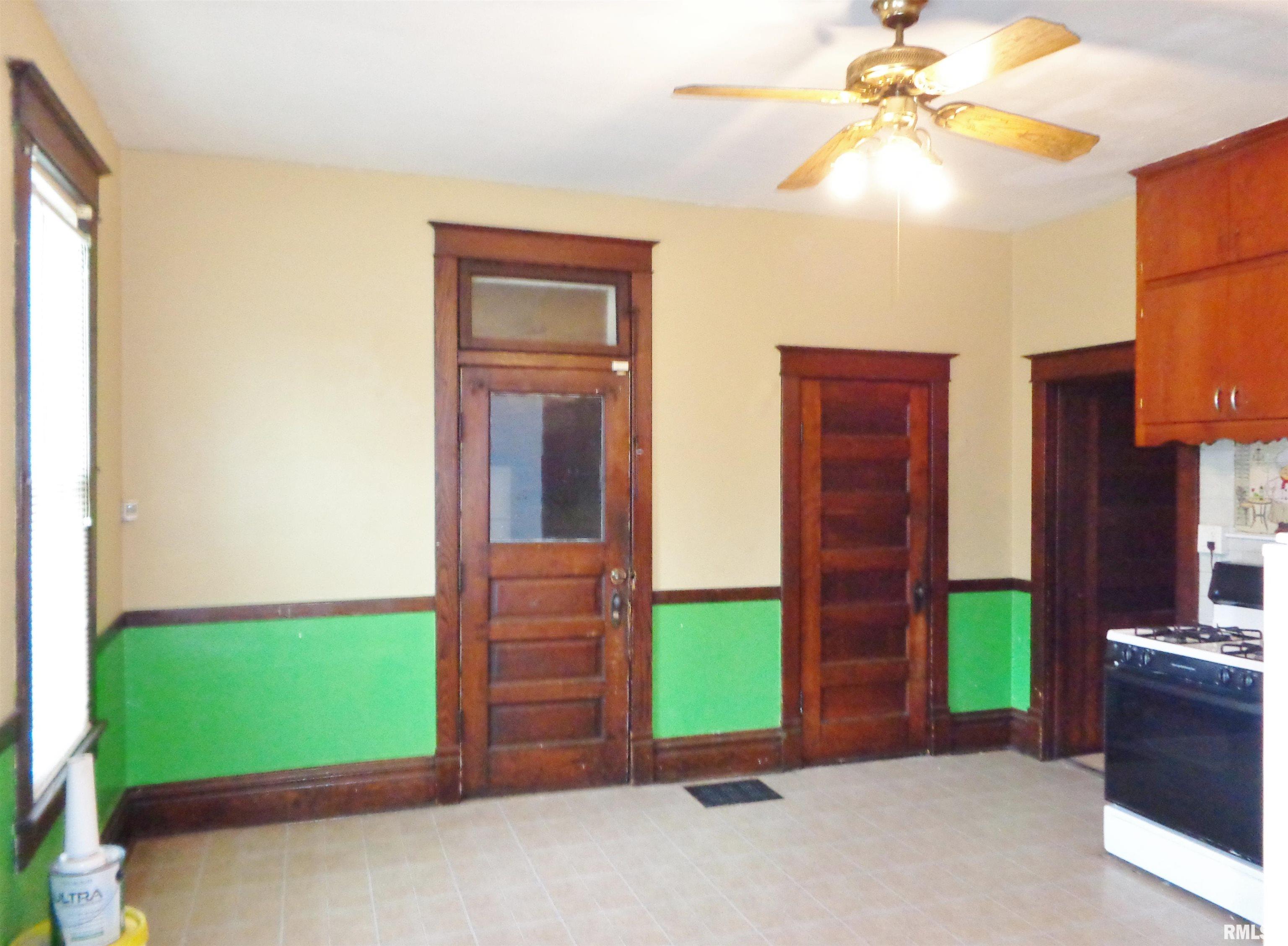 506 Wayne Street Peoria, IL 61603 - Photo 14 of 22