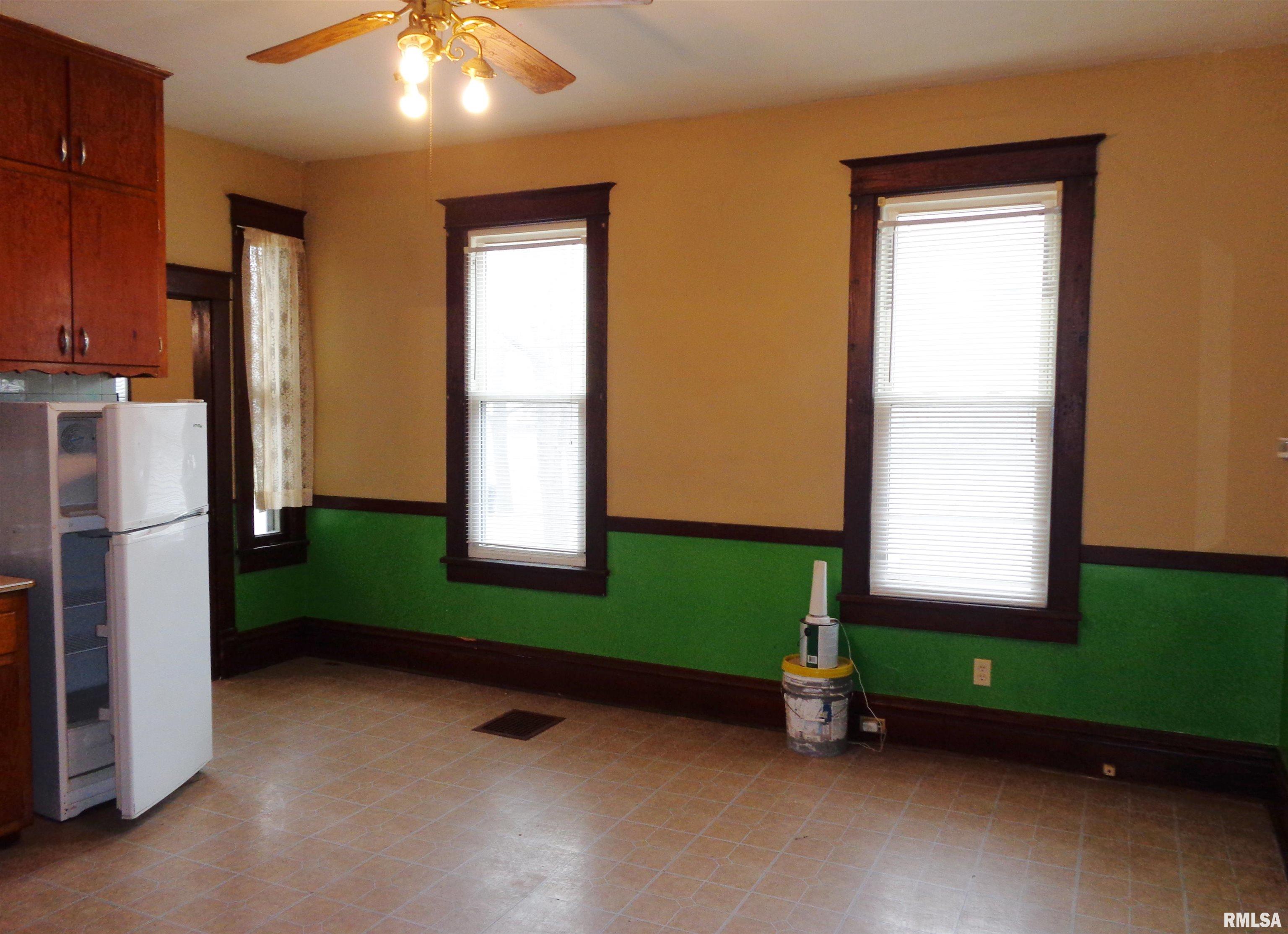 506 Wayne Street Peoria, IL 61603 - Photo 15 of 22