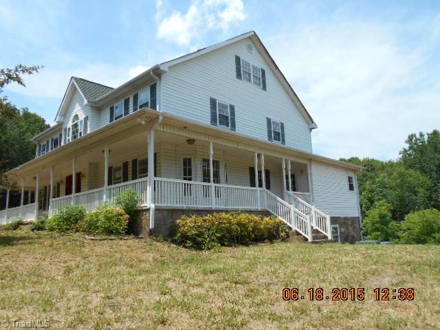1647 Flat Shoals Road King, NC 27021 - Photo 2 of 21
