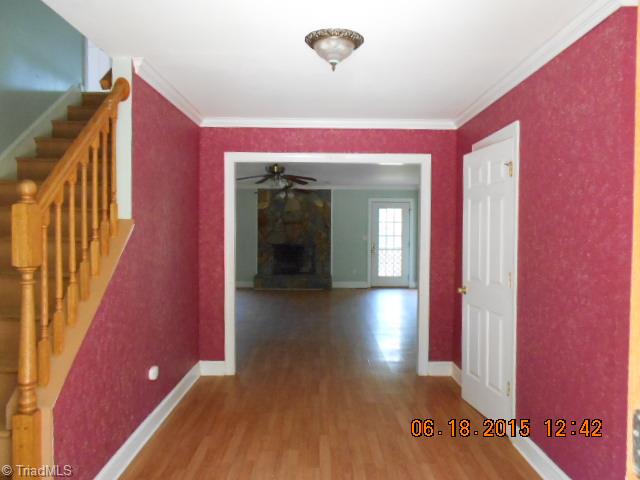1647 Flat Shoals Road King, NC 27021 - Photo 4 of 21