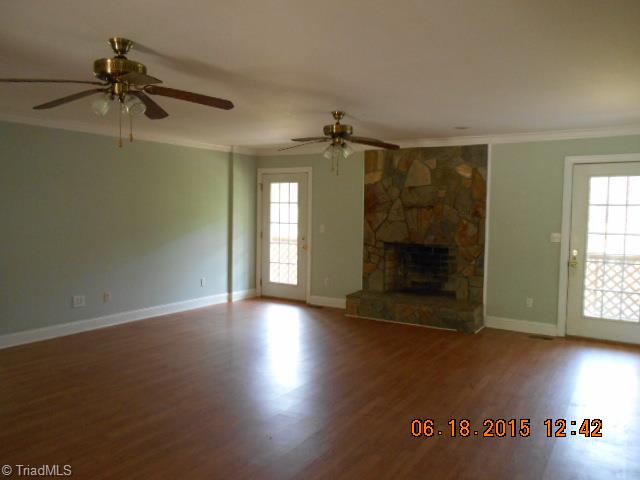 1647 Flat Shoals Road King, NC 27021 - Photo 5 of 21
