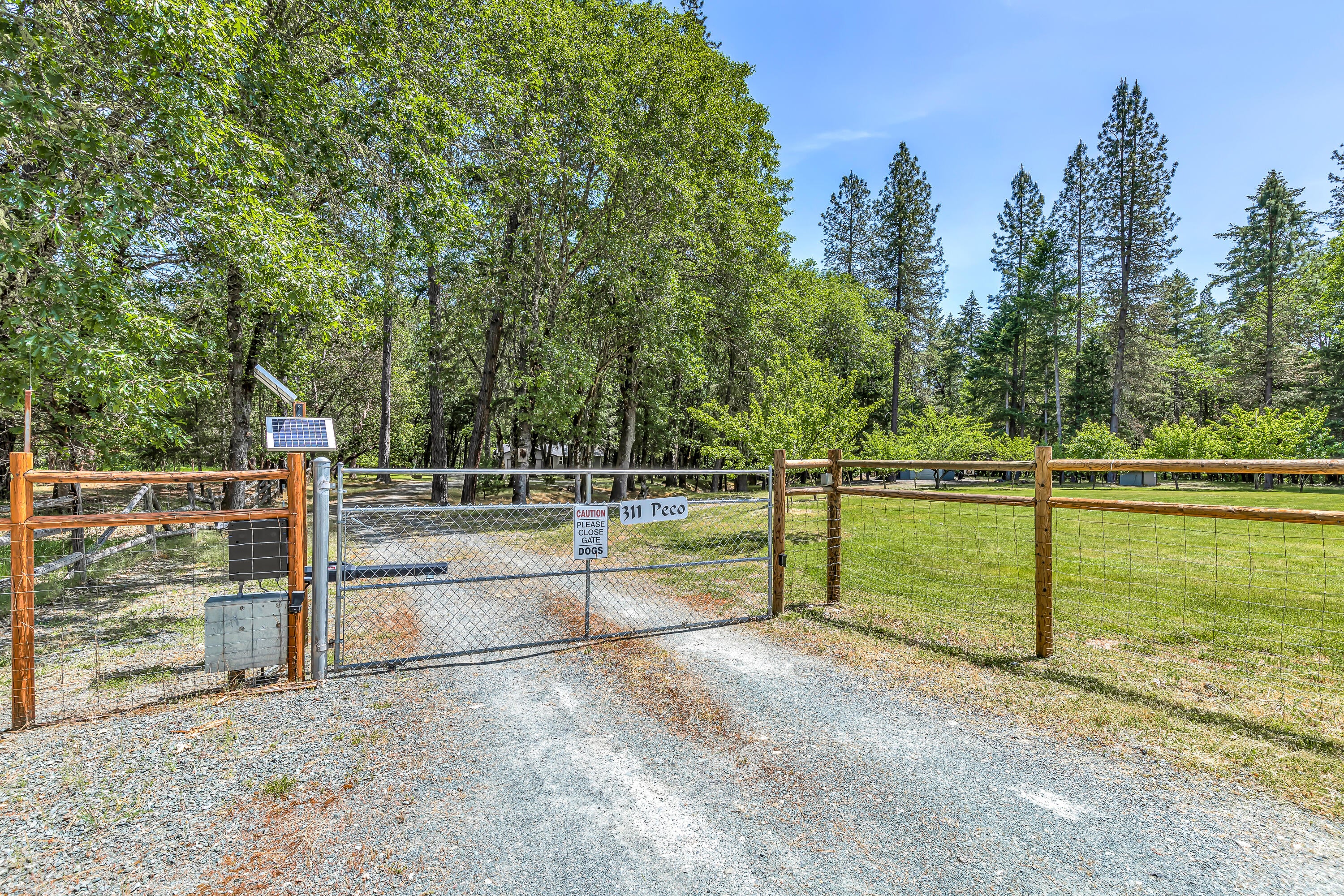 311 Peco Road Grants Pass, OR 97526 - Photo 49 of 67 9R9A1591