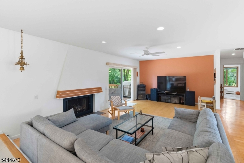 174 Brooklake Road Florham Park, NJ 07932 - Photo 24 of 43