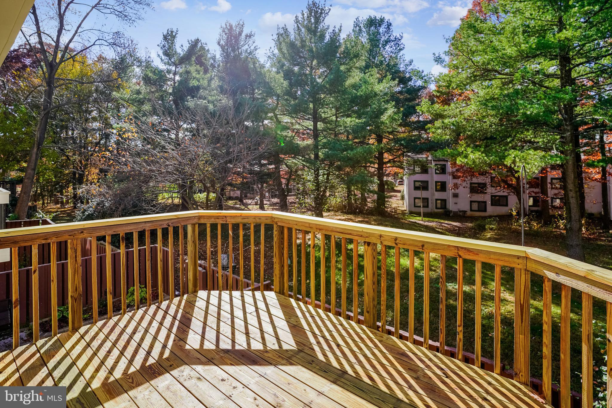 2432 Southgate Square Reston, VA 20191 - Photo 11 of 40 Large Deck