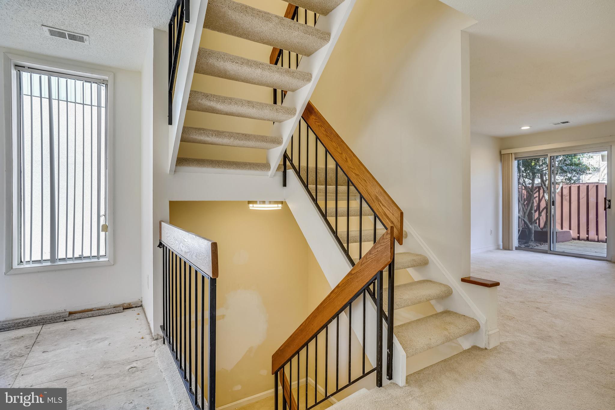 2432 Southgate Square Reston, VA 20191 - Photo 13 of 40 Floating Stairs