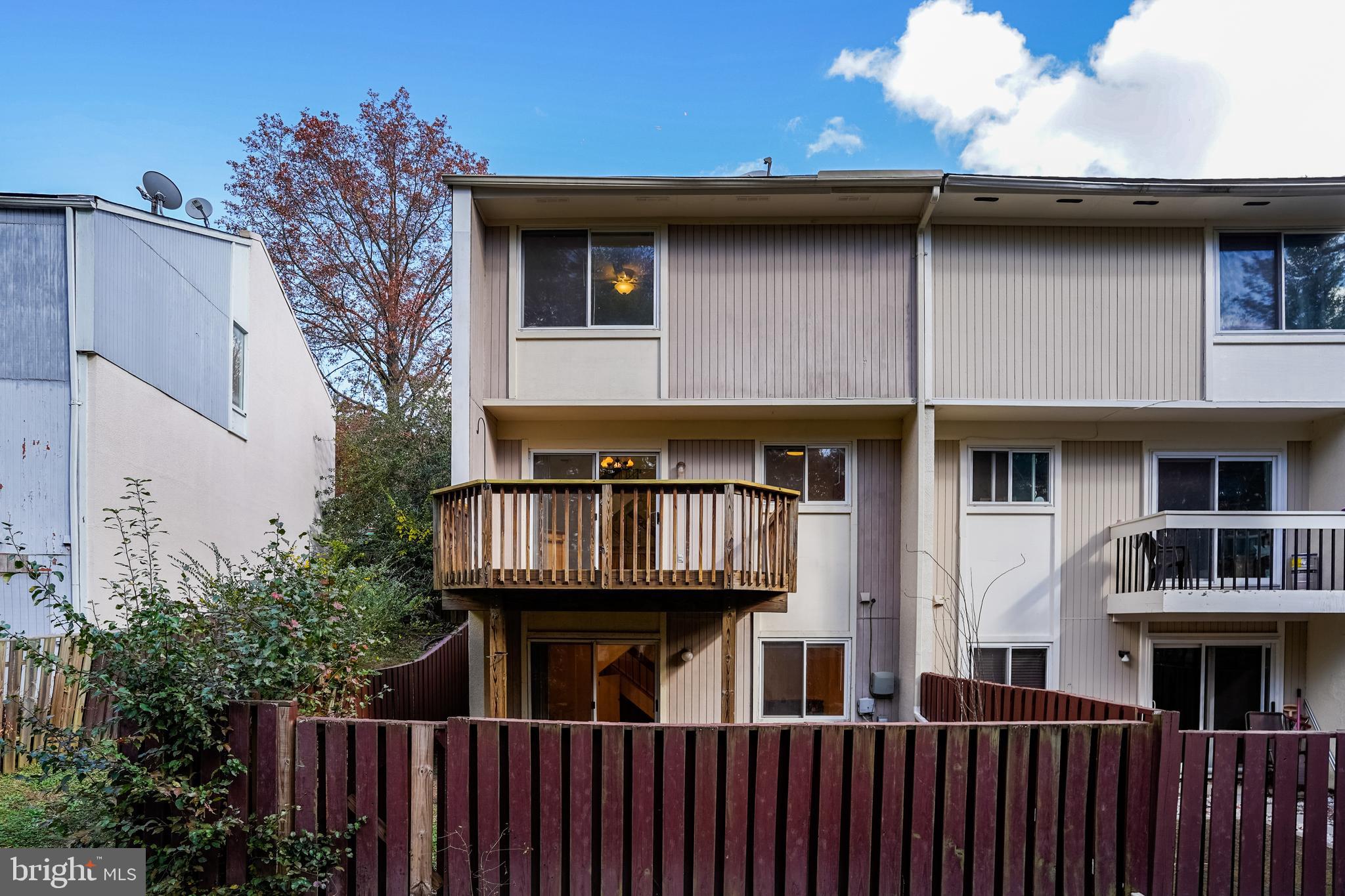 2432 Southgate Square Reston, VA 20191 - Photo 28 of 40