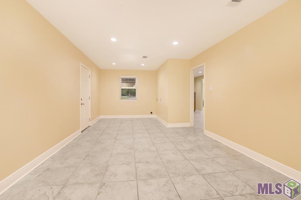 6536 Winbourne Avenue Baton Rouge, LA 70805 - Photo 21 of 30 Bonus room 2