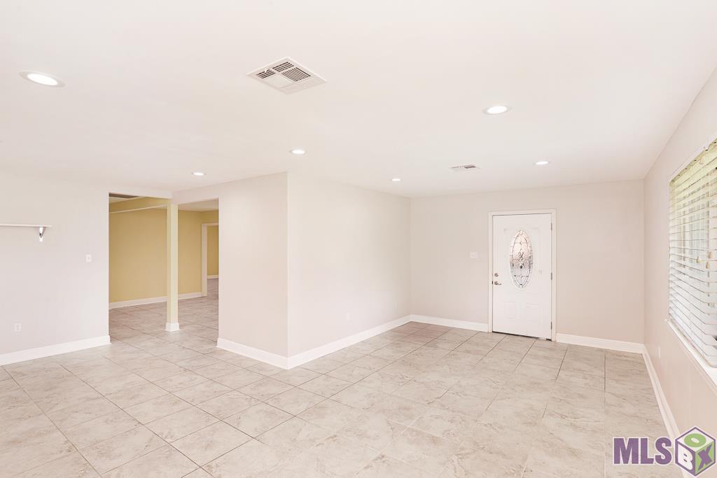 6536 Winbourne Avenue Baton Rouge, LA 70805 - Photo 4 of 30 Gallery Image 4