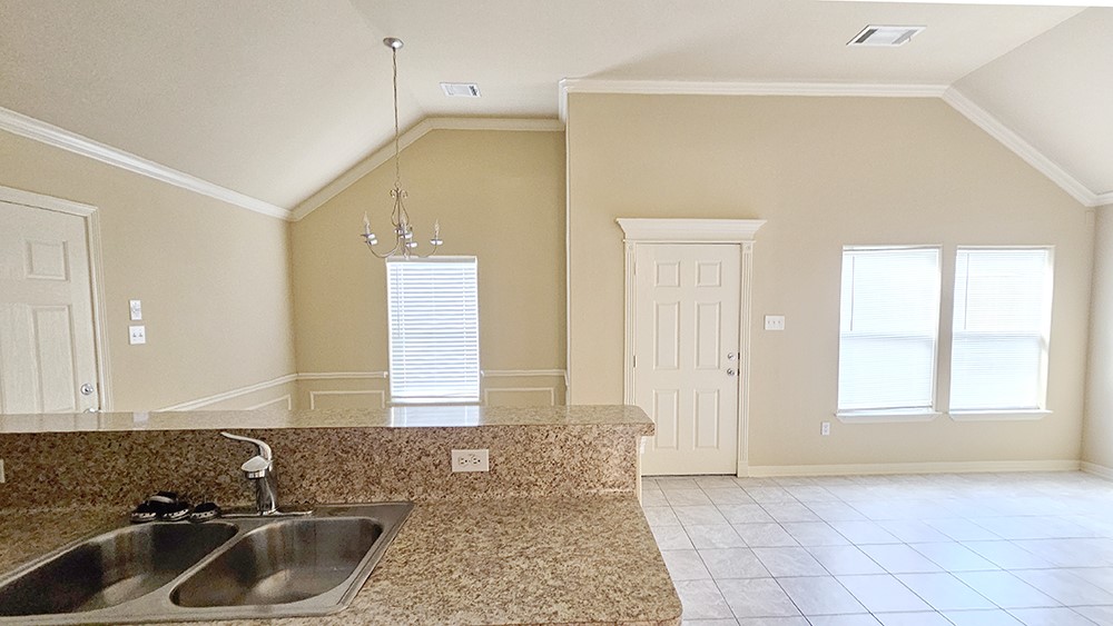 8031 Canyon Street Houston, TX 77051 - Photo 8 of 17 a bathroom with a sink and a bathtub