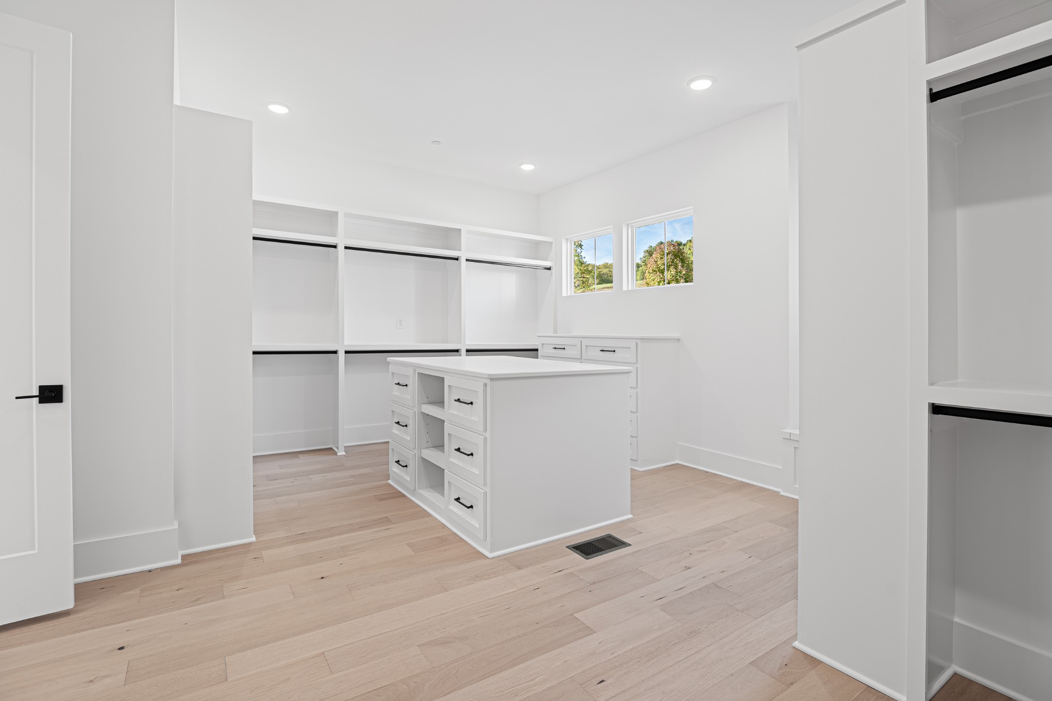 1760 Dean Road Thompson's Station, TN 37179 - Photo 36 of 49