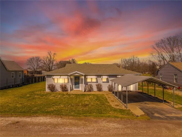 $155,000 | 107 East Elm Street, Polo, MO 64671