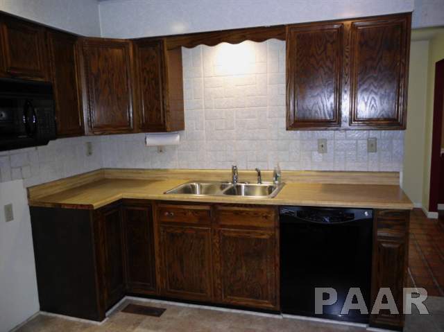 1547 Upper Spring Bay Road Metamora, IL 61548 - Photo 6 of 15